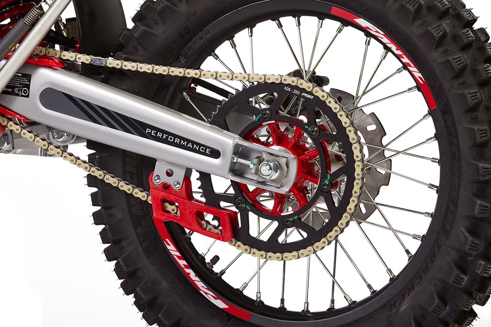 Fantic XEF 125 Performance 11
