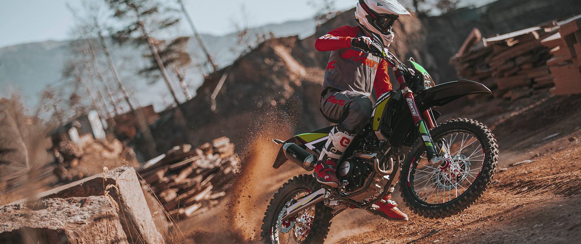 Fantic XEF 125 Competition 0