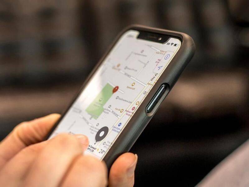 Quad lock Edzett üveg kijelzővédő fólia - Samsung Galaxy S21+ QUAD LOCK kijelzővédő fólia 2