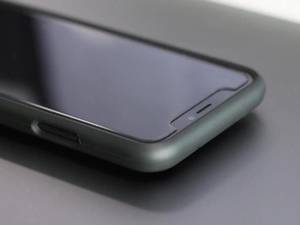 Quad lock Edzett üveg képernyővédő fólia – Google Pixel 6 QUAD LOCK kijelzővédő fólia 1
