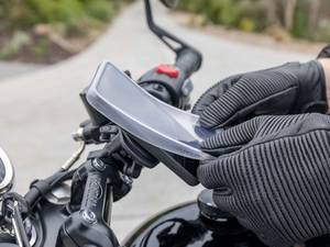 Quad lock MAG Poncho időjárás elleni védelem - Samsung Galaxy S23+ Quad Lock vízálló telefontok 2