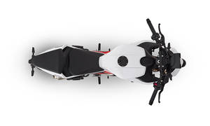 Fantic Fantic Stealth 125 Racing White – A legagresszívabb 125-ös naked motor STREET 13