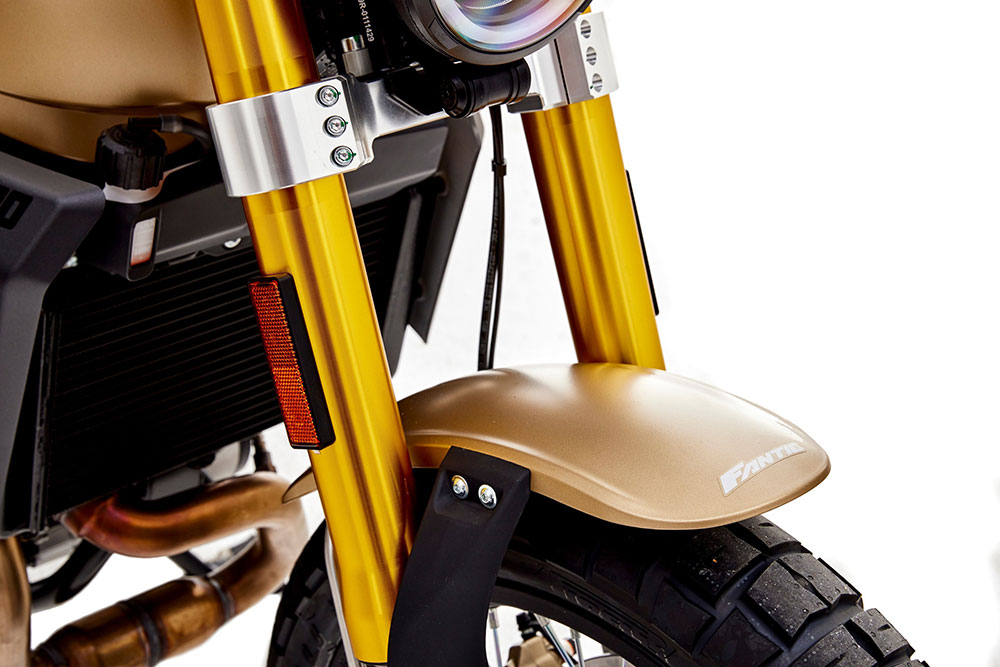 Fantic Caballero 500cc Scrambler Deluxe Gold 2024 2