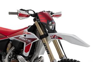Fantic XE 300 2T MY25 16